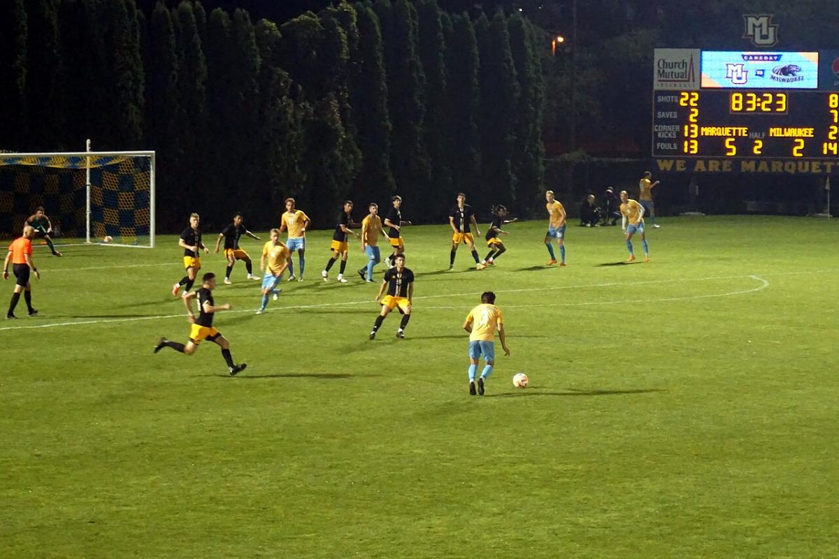 淘汰赛的博弈的球场是理解这场比赛的一把钥匙