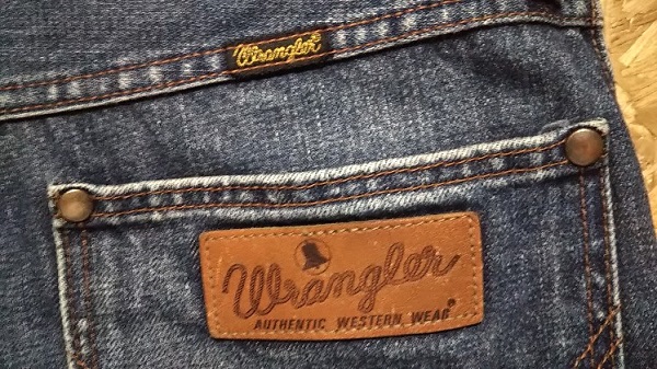 90s Wrangler Selvedge denim jeans Made in JAPAN W31 Pis name and leather label